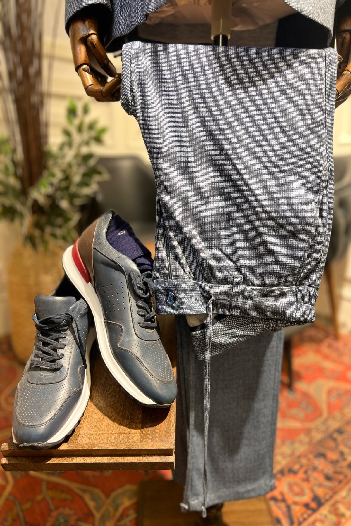 Guild Almada Marineblauer Jogger-Anzug