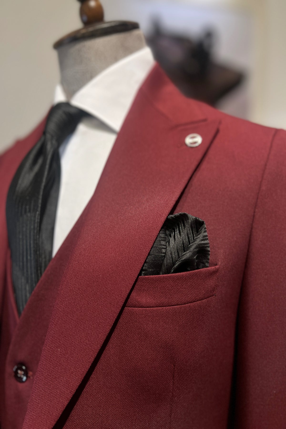 Guild Balkan Slim Fit Claret Red Suit