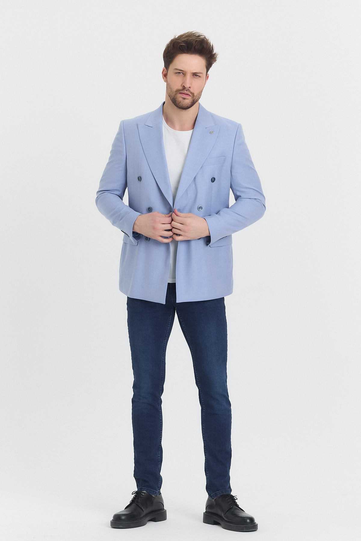 Blaue zweireihige Jacke von Guild Bern in schmaler Passform