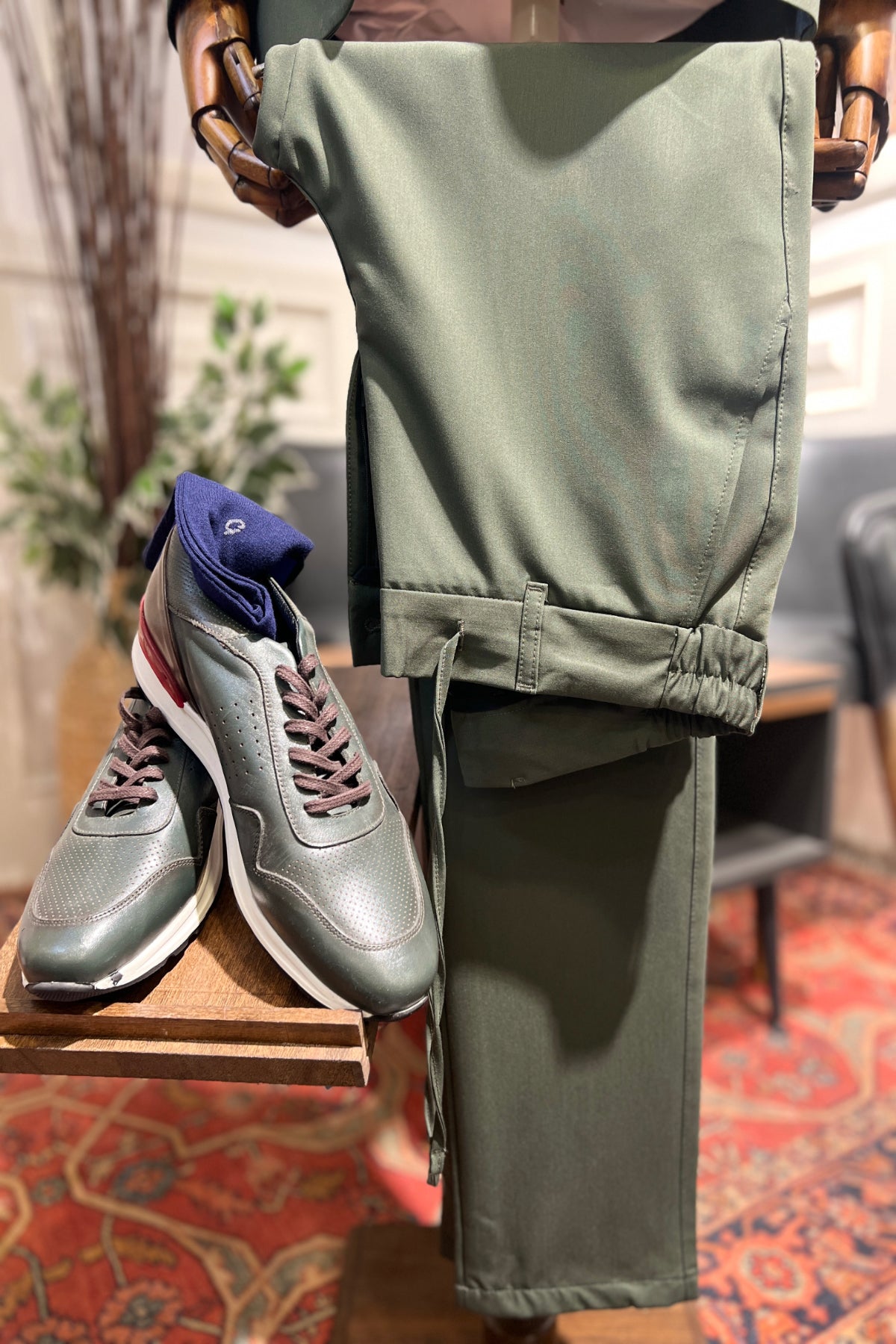 Grüner Jogger-Anzug von Guild İmroz