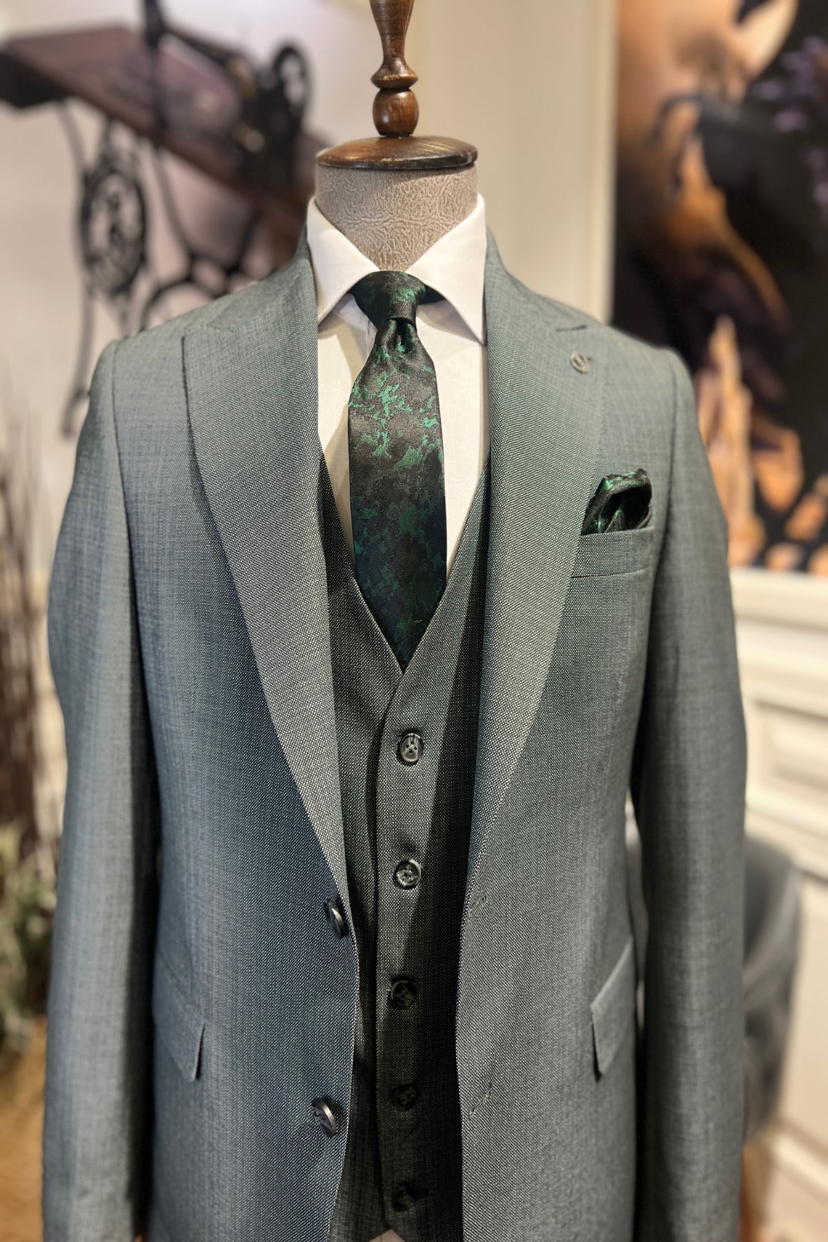 Guild Milos Slim Fit Green Suit