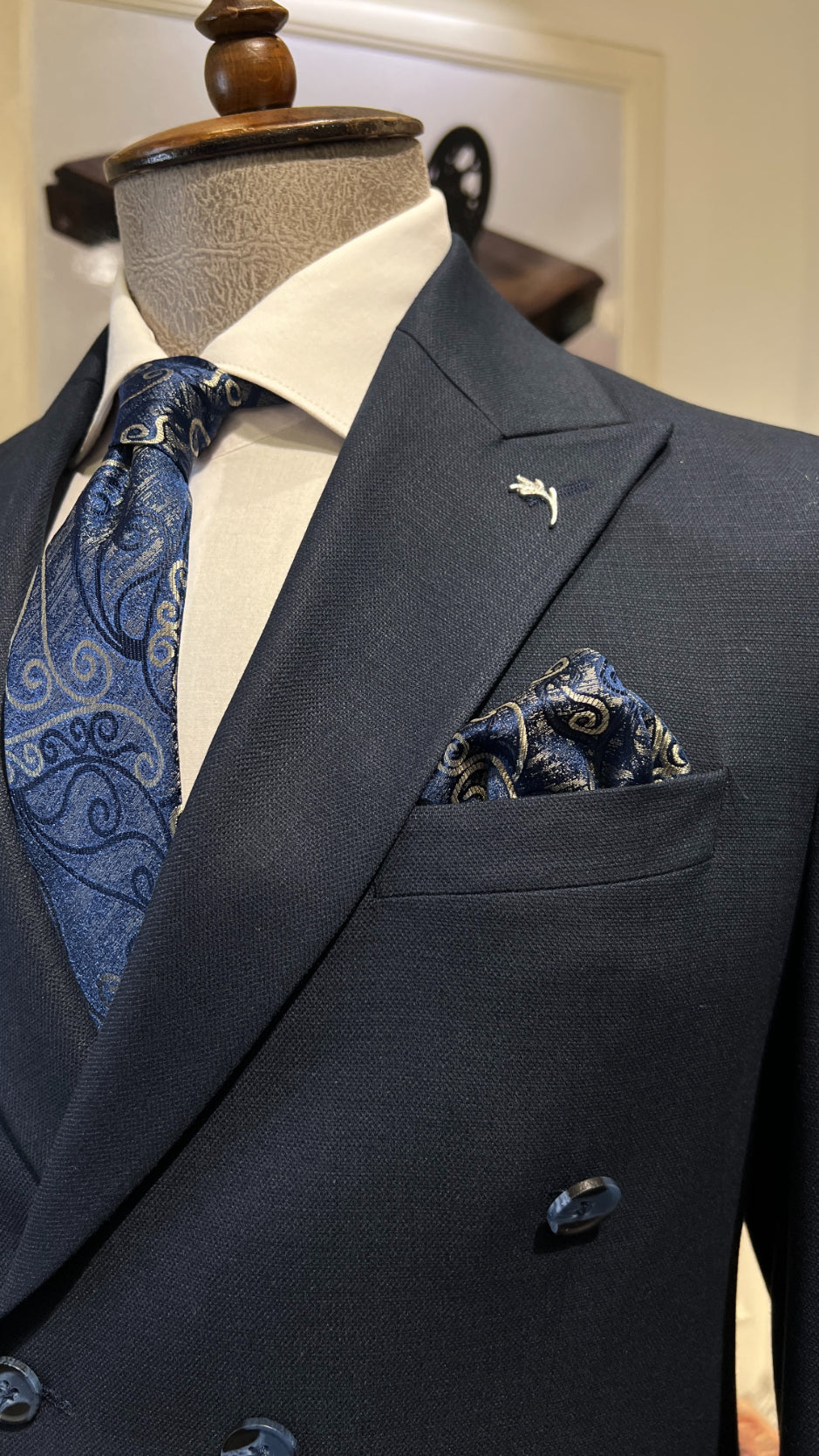 Guild Slim Fit Rubik Navy Blue Double Breasted Suit
