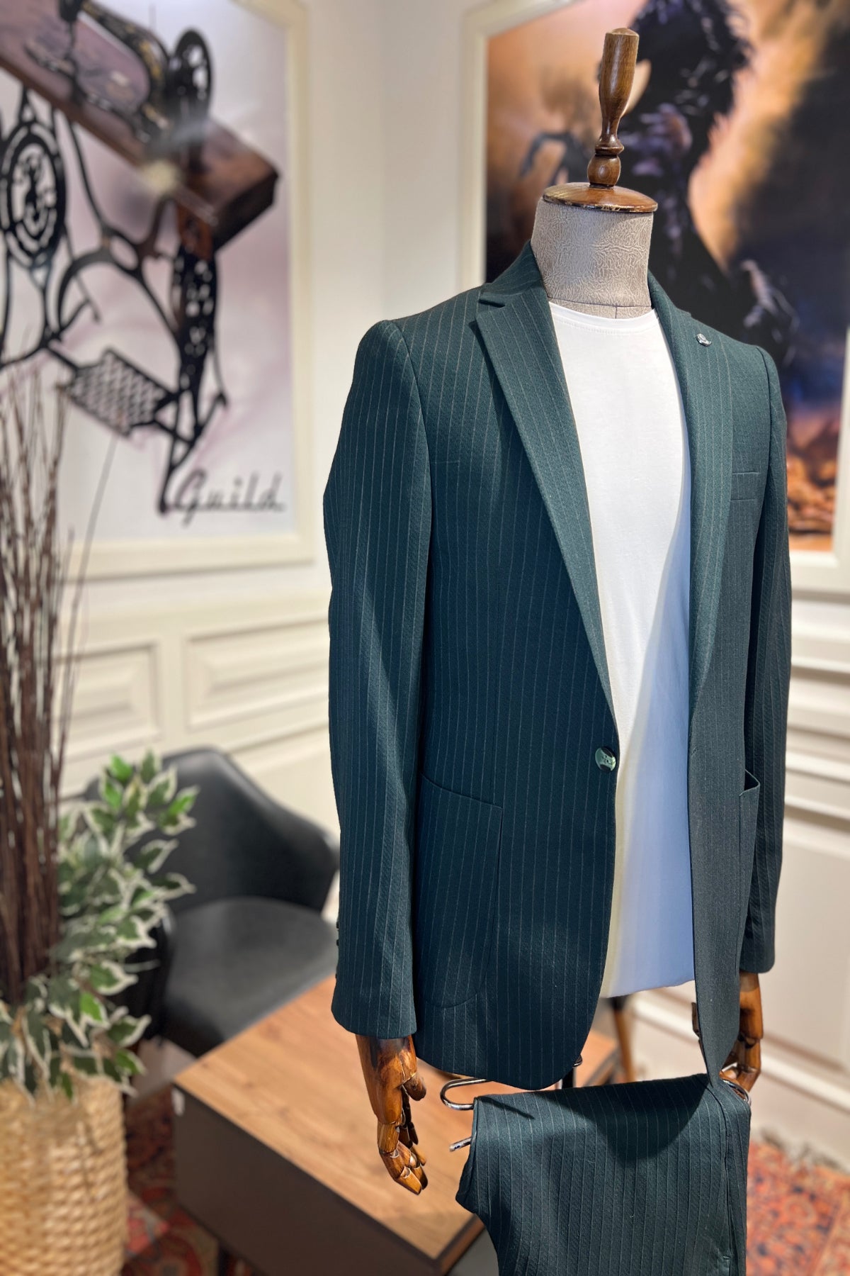 Grüner Jogger-Anzug von Guild Samos